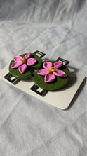 Load image into Gallery viewer, Lily pad Hair Clips
