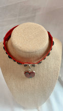 Load image into Gallery viewer, Rose Heart Choker
