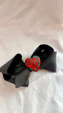 Load image into Gallery viewer, Rose Heart Bow
