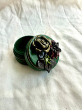 Load image into Gallery viewer, Gothic Flower Ring Box
