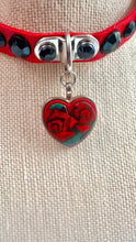Load image into Gallery viewer, Rose Heart Choker
