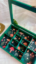 Load image into Gallery viewer, Green Mushroom Jewelry Storage Box

