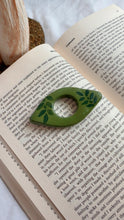 Load image into Gallery viewer, Green Leaf Book Opener
