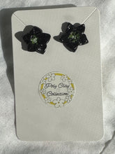 Load image into Gallery viewer, Hellebore Flower Studs
