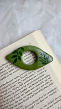 Load image into Gallery viewer, Green Leaf Book Opener
