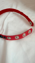 Load image into Gallery viewer, Rose Heart Choker
