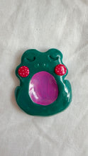 Load image into Gallery viewer, Sleepy Dark Green Frog Fidget Stone
