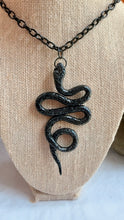 Load image into Gallery viewer, Textured Black Snake Necklace
