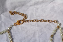 Load image into Gallery viewer, Gold and Pearl beaded Necklace with Gold Seashell
