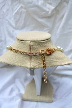 Load image into Gallery viewer, Gold and Pearl beaded Necklace with Gold Seashell
