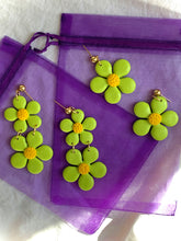 Load image into Gallery viewer, Green Double Daisy Earrings
